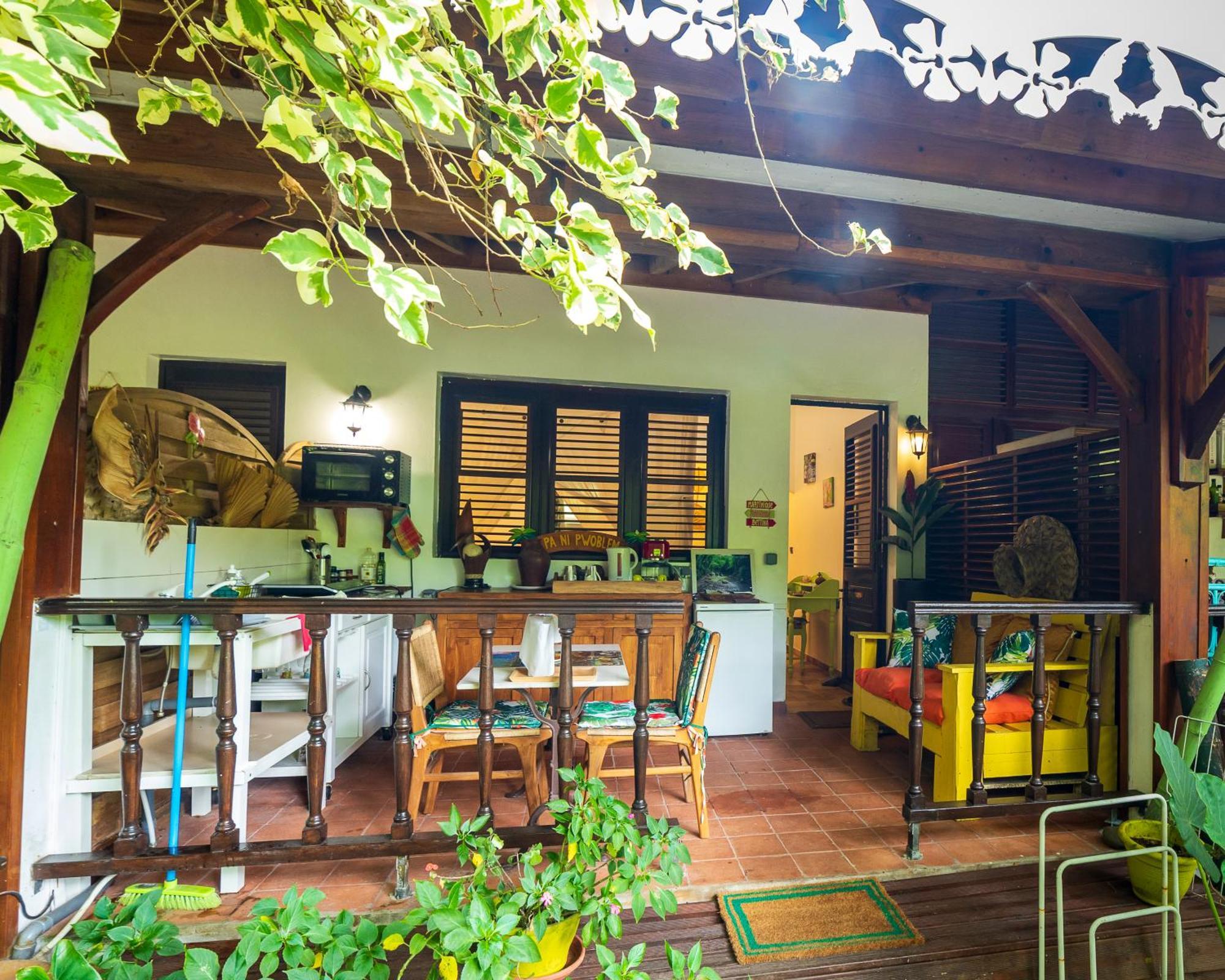 Martinique Treehouse Villa Canton Suisse Ngoại thất bức ảnh