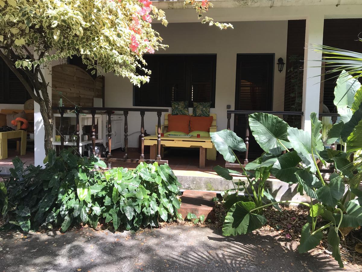 Martinique Treehouse Villa Canton Suisse Ngoại thất bức ảnh